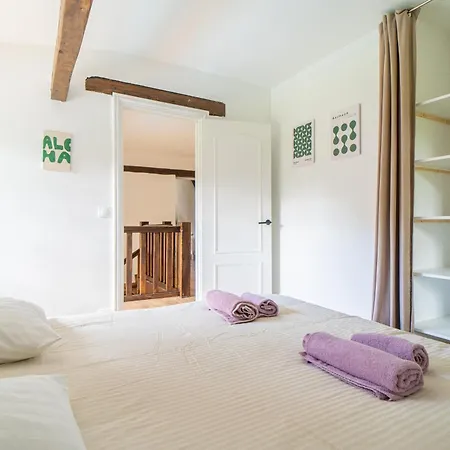 別荘 Superbe Maison Normande Avec Piscine A 3 Minutes De La オーベルヴィル