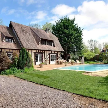 Holiday home Superbe Maison Normande Avec Piscine A 3 Minutes De La