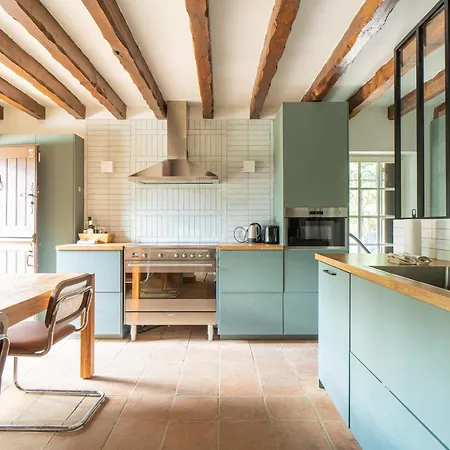 Superbe Maison Normande Avec Piscine A 3 Minutes De La 펜션 *